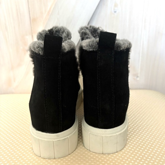 Dolce Vita Black Faux Fur Lined Sneakers 6.5 - Picture 4 of 7